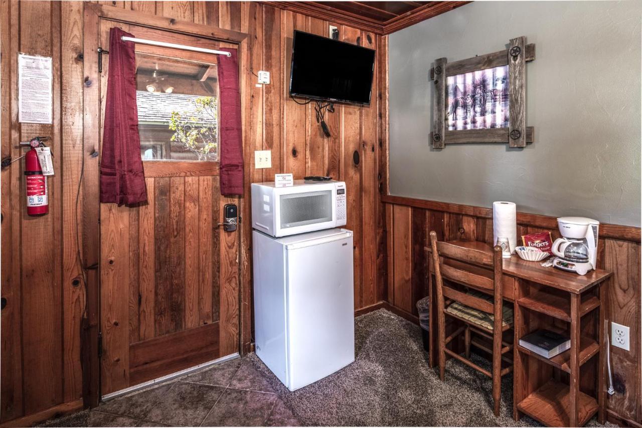 Apache Village 5, Queen Bed, Midtown, Sleeps 2 Руідозо Екстер'єр фото