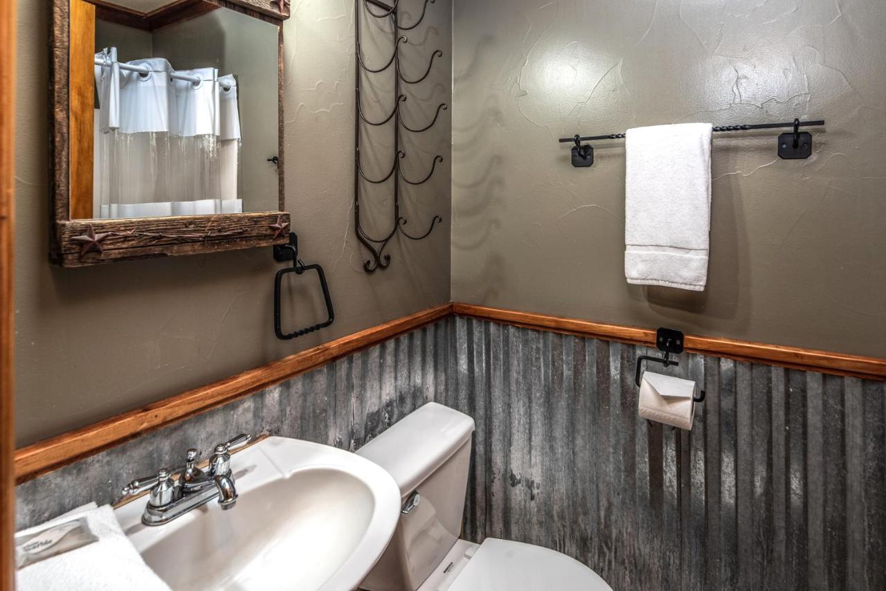 Apache Village 5, Queen Bed, Midtown, Sleeps 2 Руідозо Екстер'єр фото